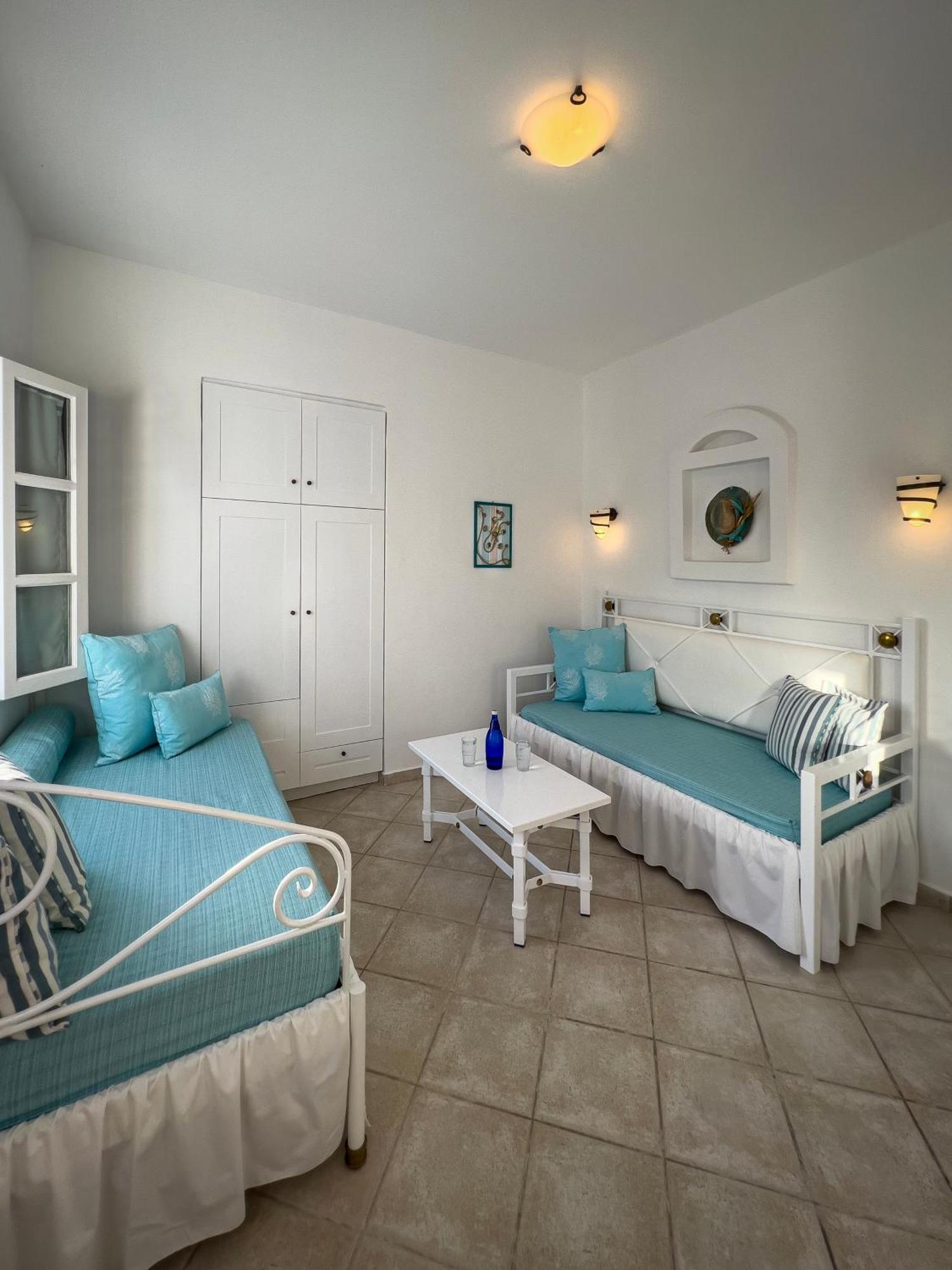Chora Resort Hotel & Spa Folégandros Exteriör bild
